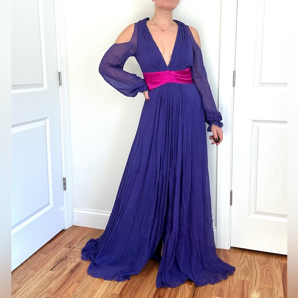 Gorgeous One Of A Kind Silk Evening Gown - Picture 2 of 12